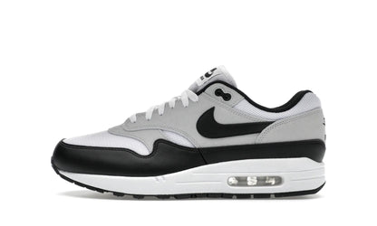 Nike Air Max 1 Essential White Pure Platinum Black | 1 + 1 Gratis